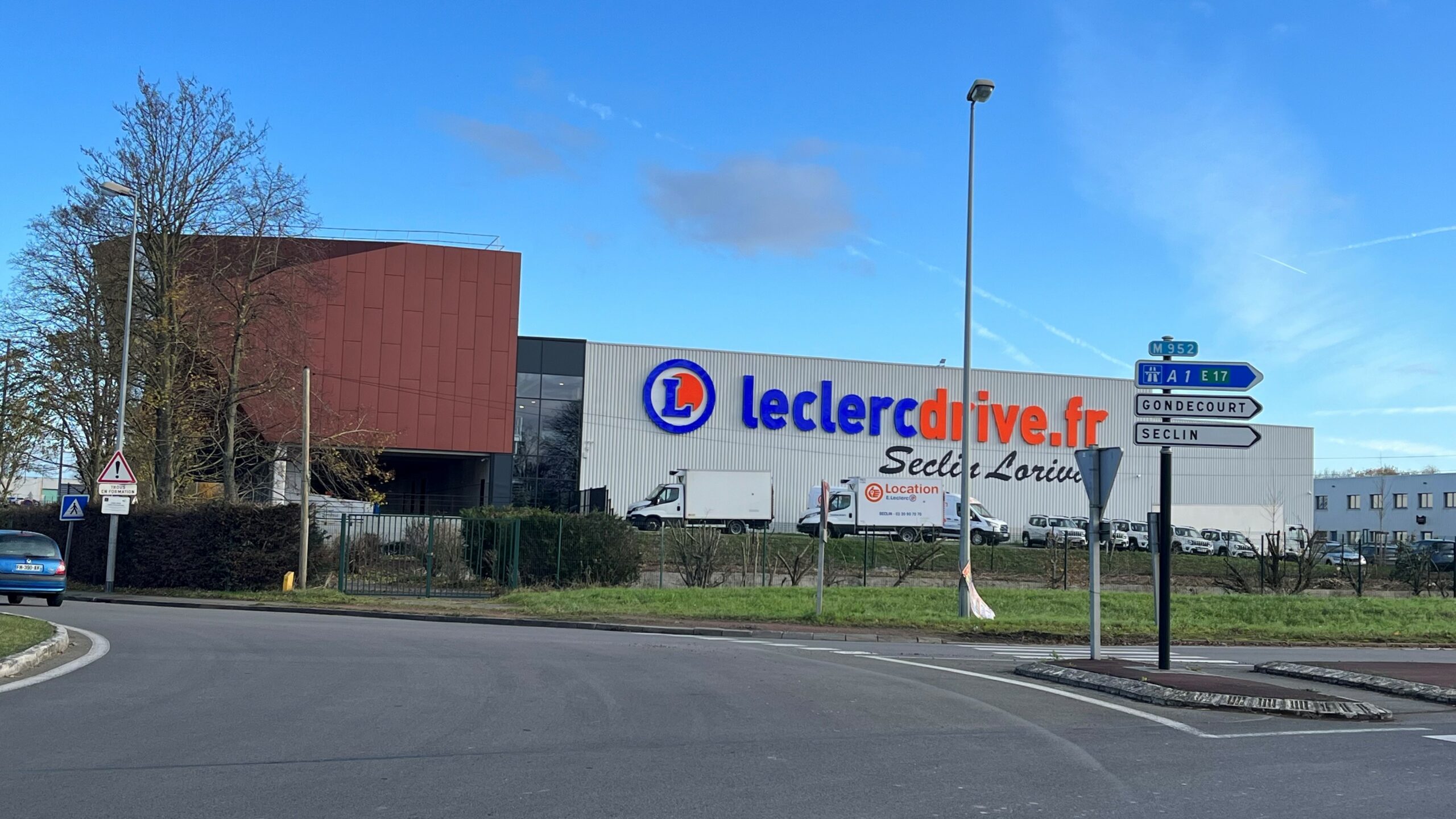 Esettanulmány: R-455A-s hűtőberendezés a Seclin Lorival-i Leclerc Drive bővítéséhez