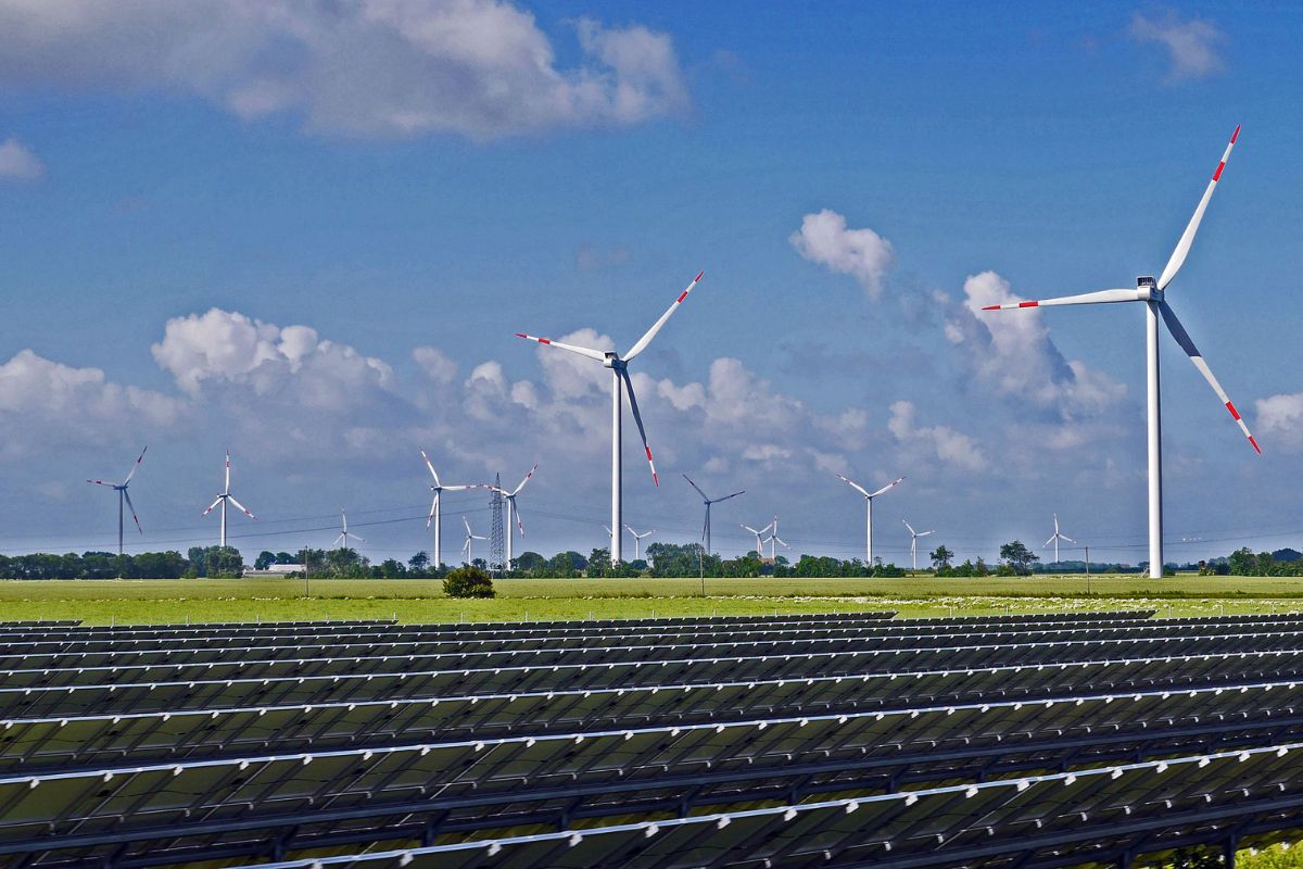 Igaz-e, hogy veszélyes és drága hazugság övezi a nap- és szélenergiát?