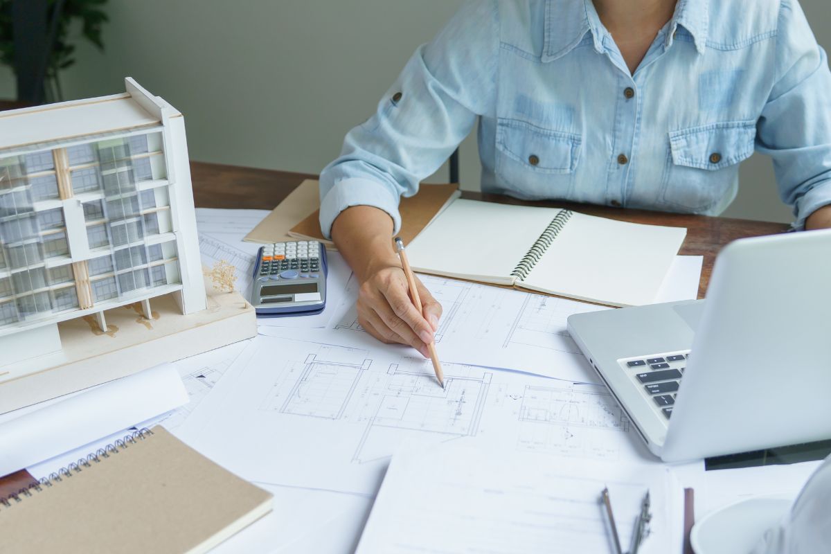 BIM-alapú projektek szabályozása, a felkészülés és megvalósítás lehetőségei, esettanulmány