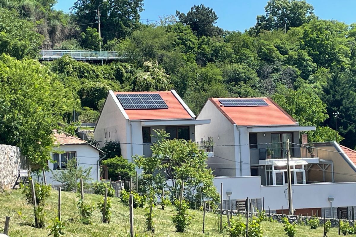 A napenergia-felhasználás miatt csökkent Magyarország lemaradása a megújuló energia terén